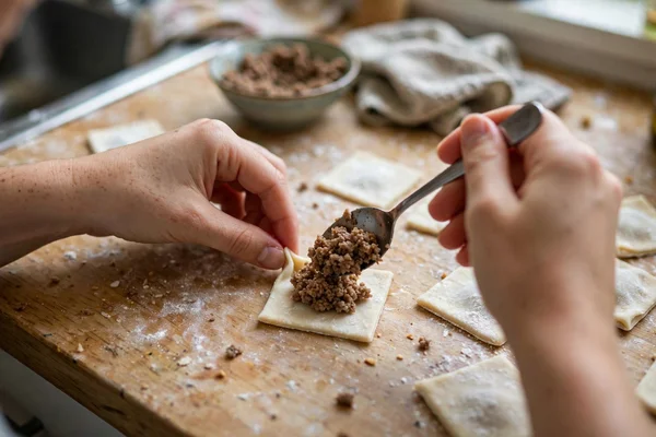 Step 6 — Afghan Mantu